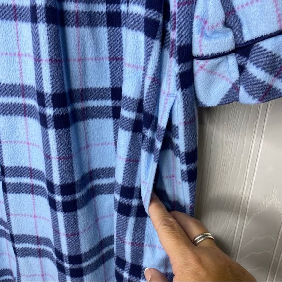 Blue Plaid Fleece Zip Up Embroidered Robe/Night Dress with Pockets Size Large - Picture 6 of 12
